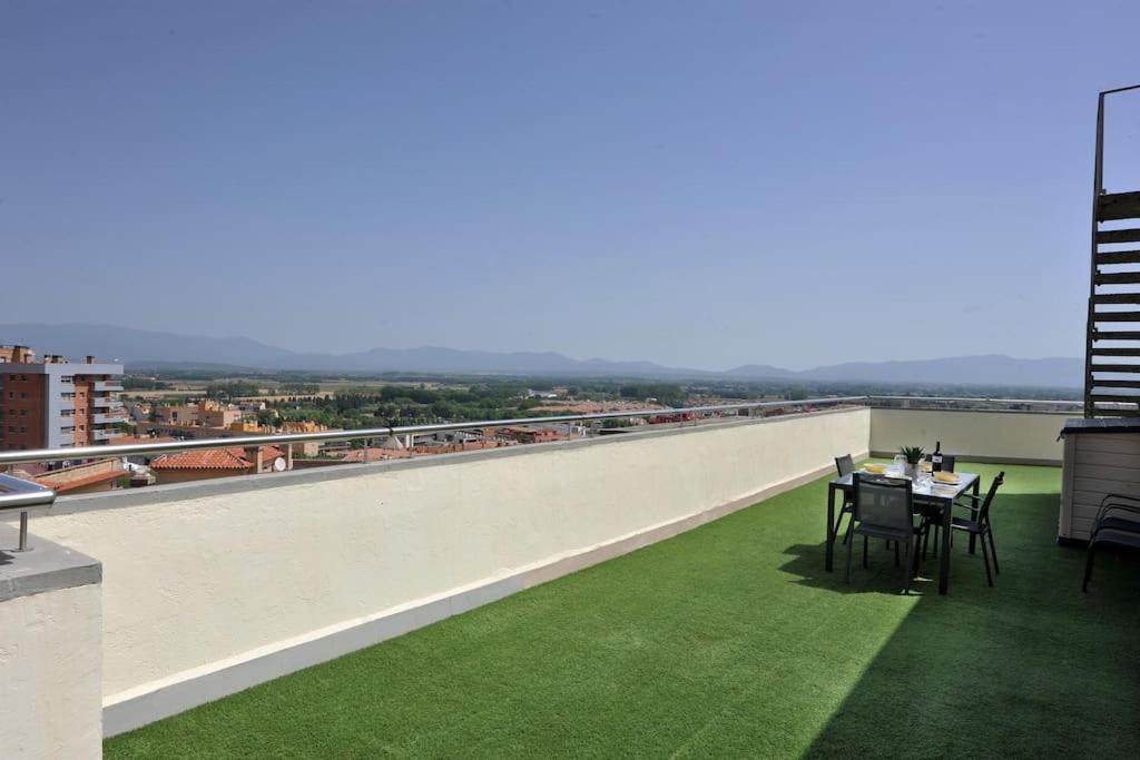 Apartmán Atico Frente Al Museo Dali Figueres  Exteriér fotografie